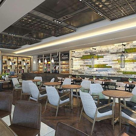 מלון Hilton Dili Palm Springs מסעדה תמונה